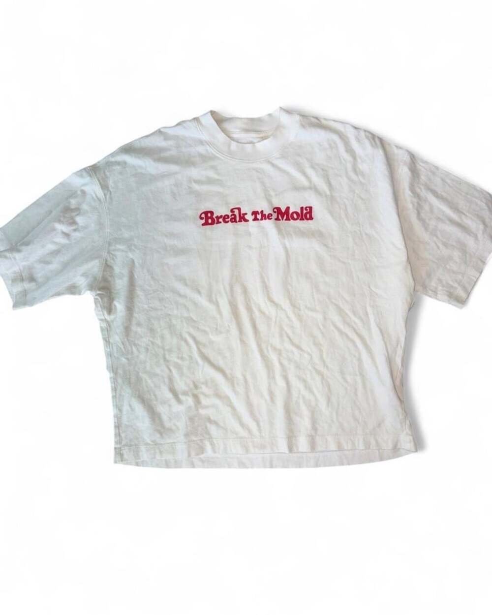 Uniqlo Verdy Break The Mold T-Shirt Size XL White Graphic Tee